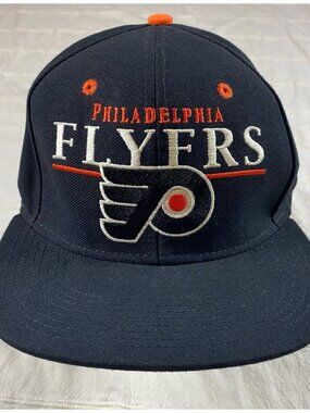 Vintage Philadelphia Flyers CCM Snapback Hat Men’s Black NHL 90s Sewn Logo Cap